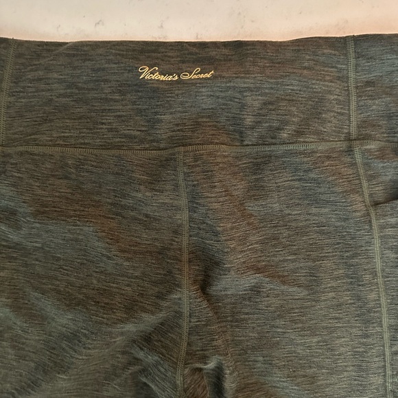 Victoria’s Secret XL 2 Pack Bottoms - Picture 7 of 9